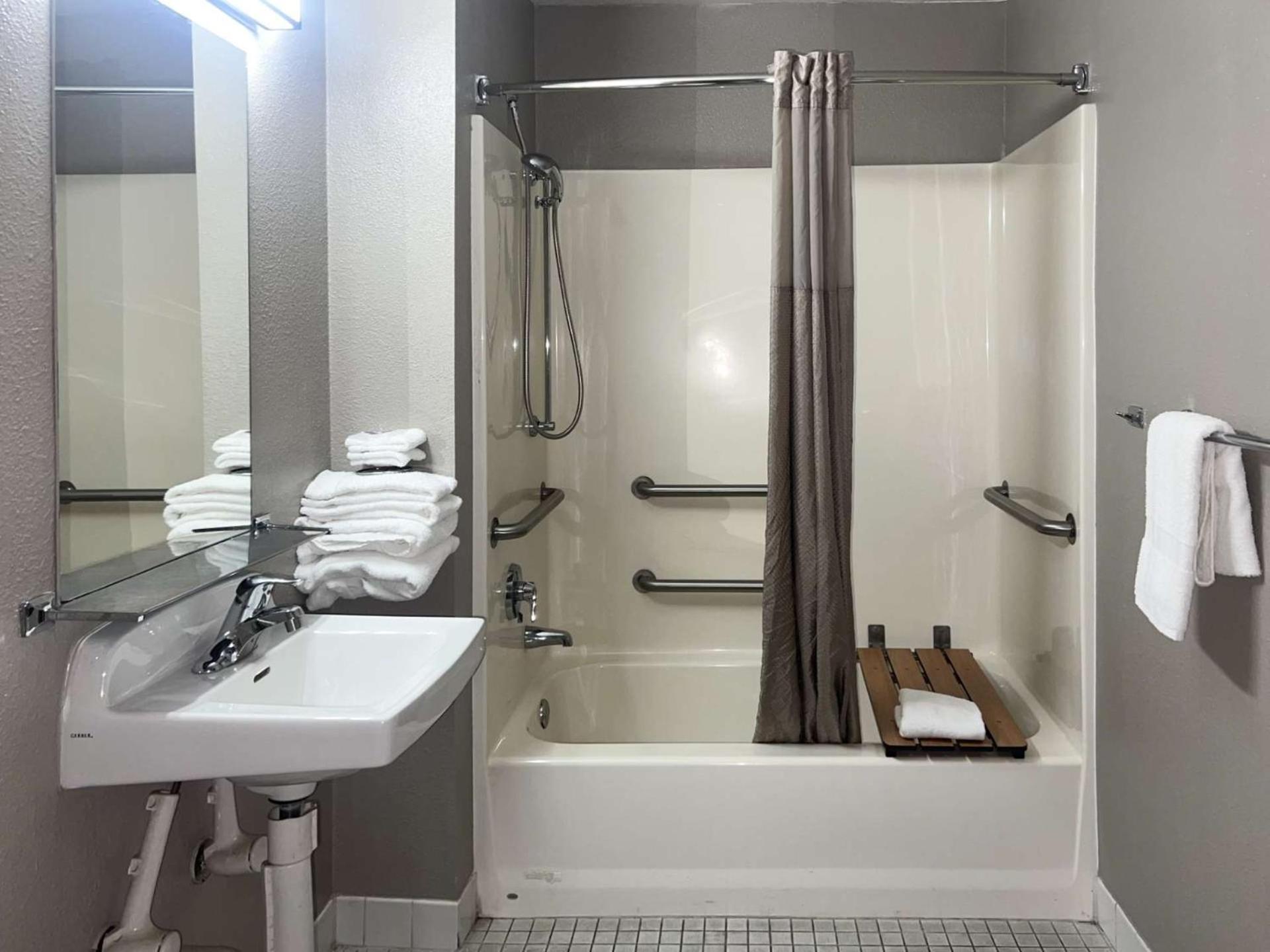 Motel 6-Tulare, Ca ภายนอก รูปภาพ