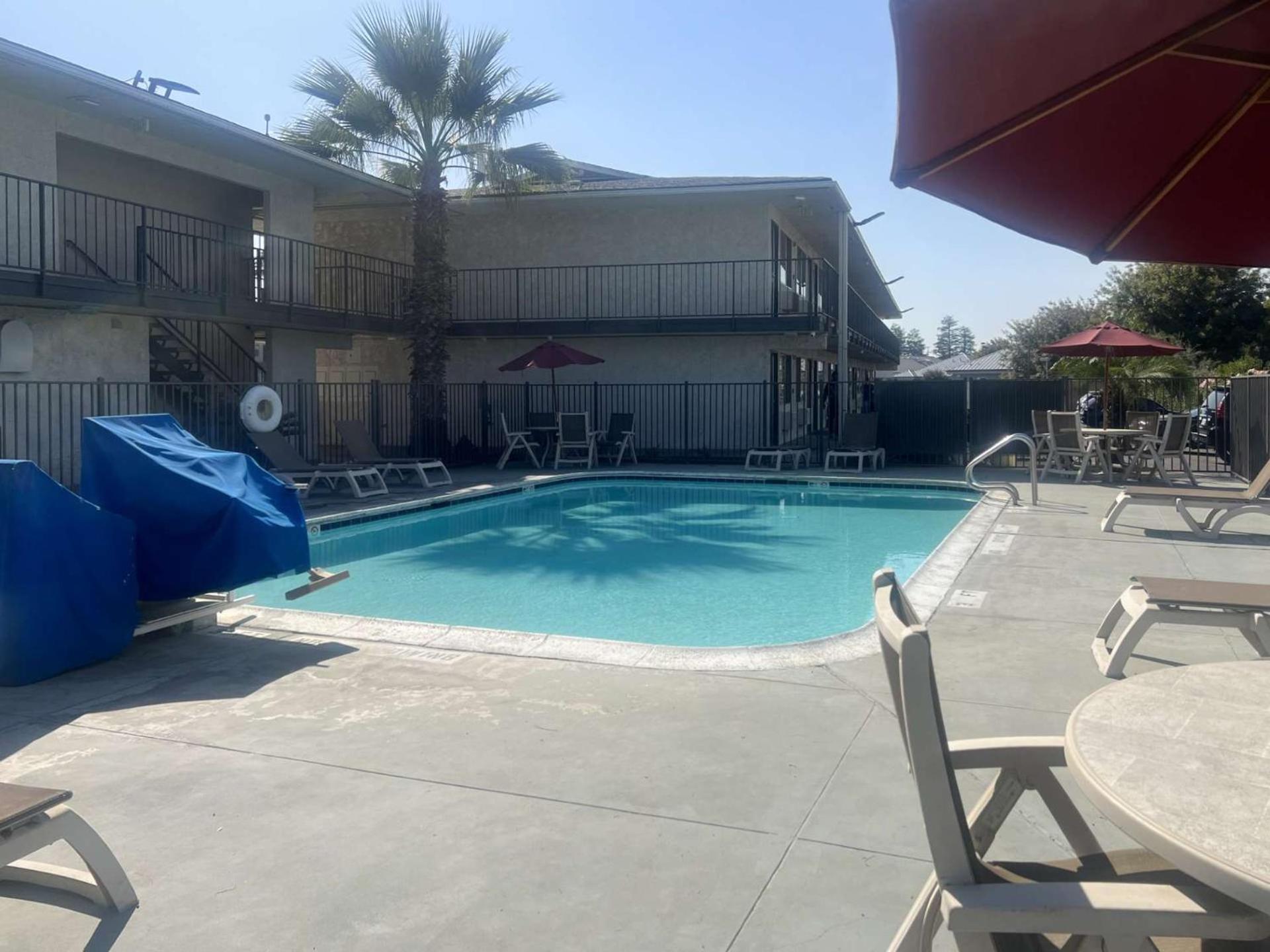 Motel 6-Tulare, Ca ภายนอก รูปภาพ